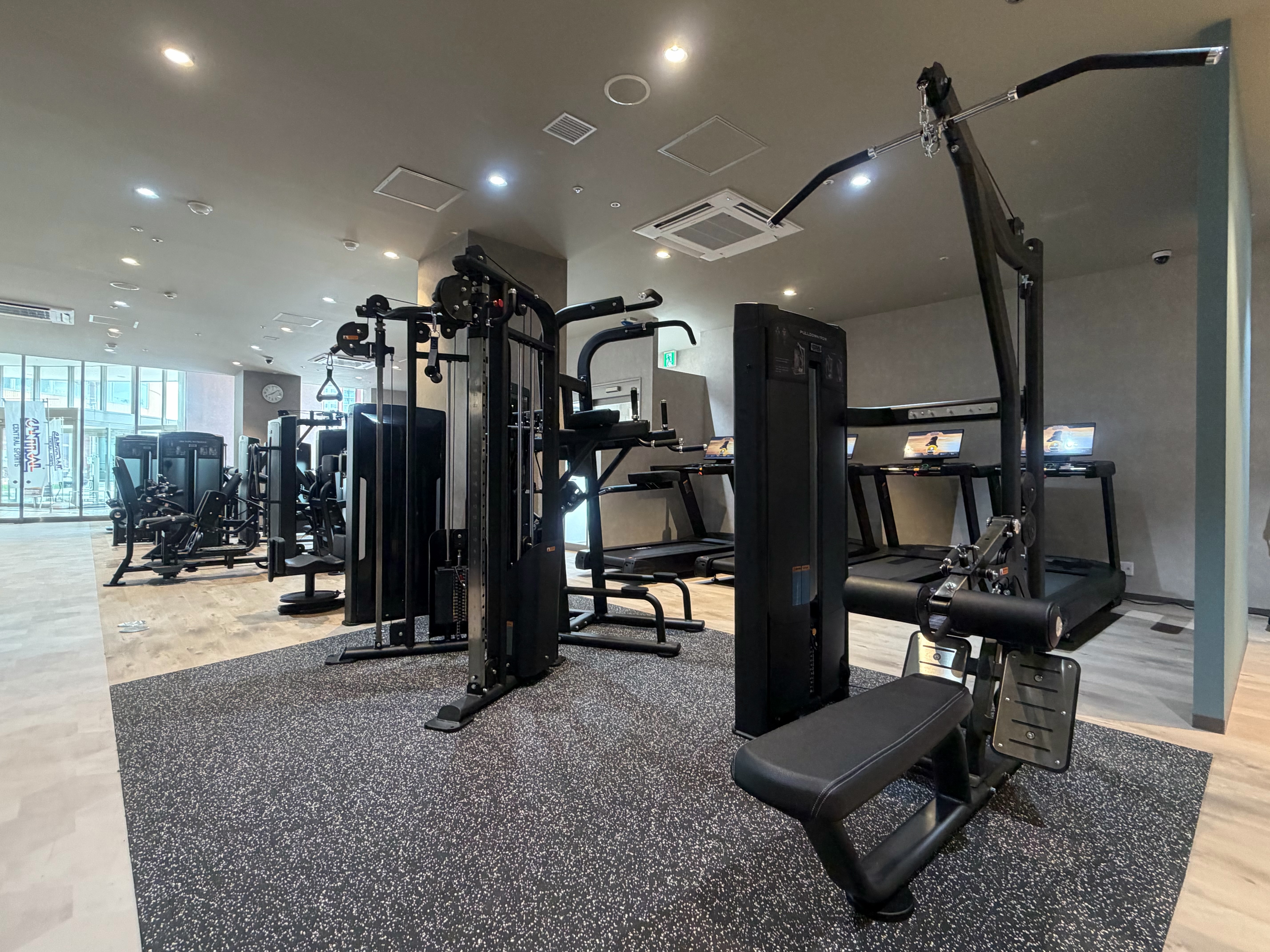 【GYM】スタイリッシュなストレングスマシン④
