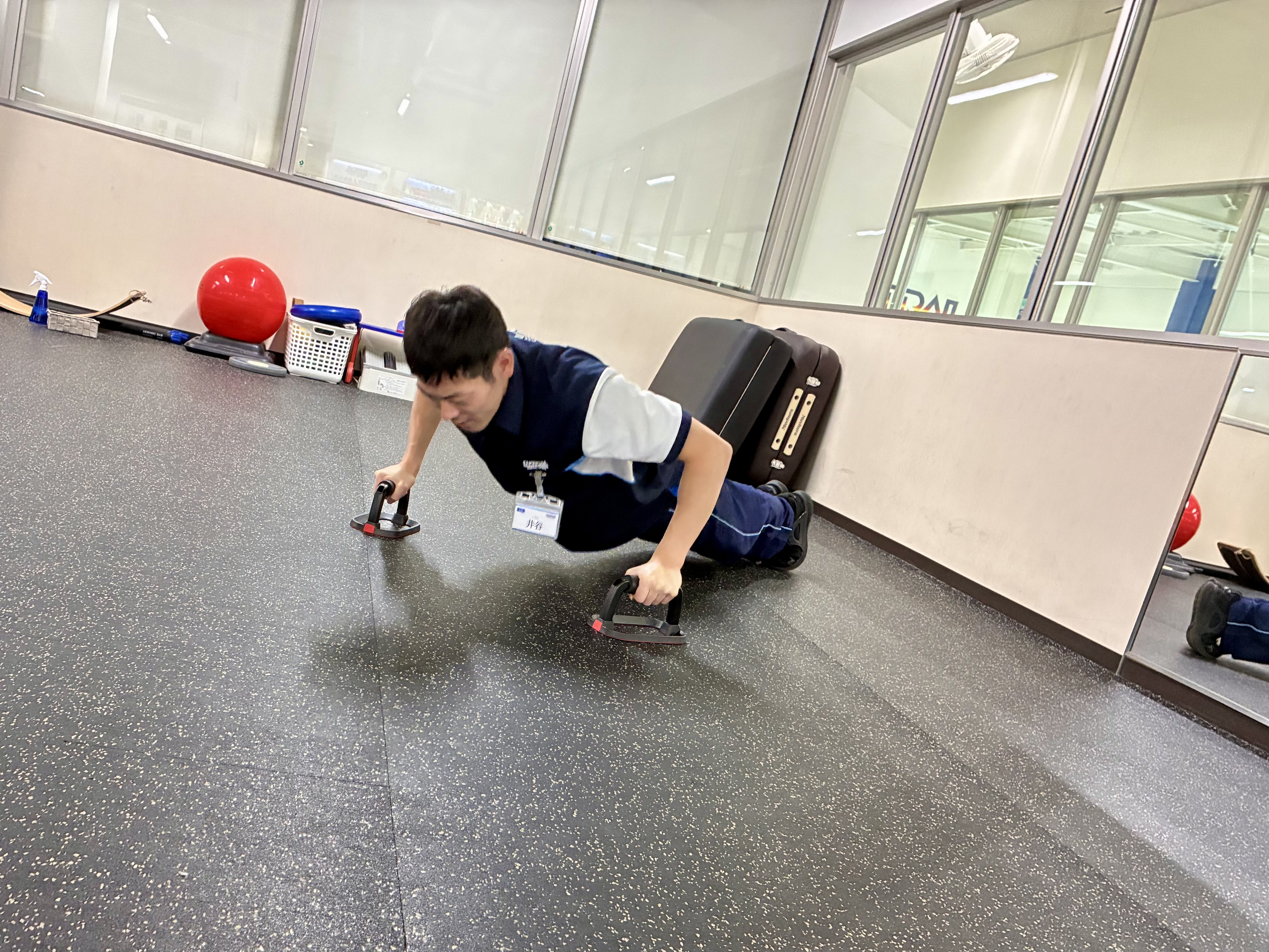 スタッフボイス