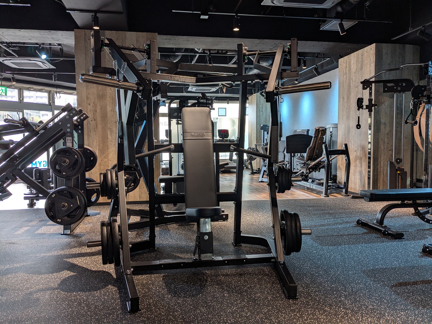 プレートロード チェストプレス（イメージ）