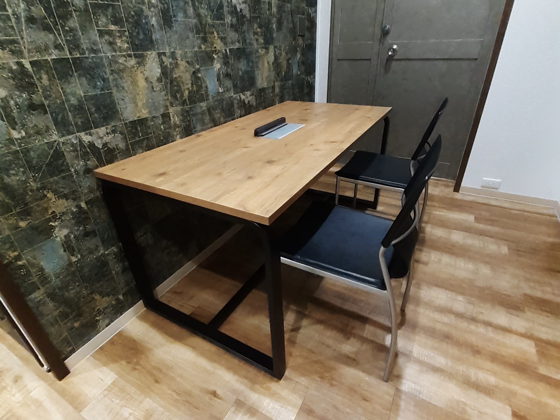 コワーキングスペース（イメージ）