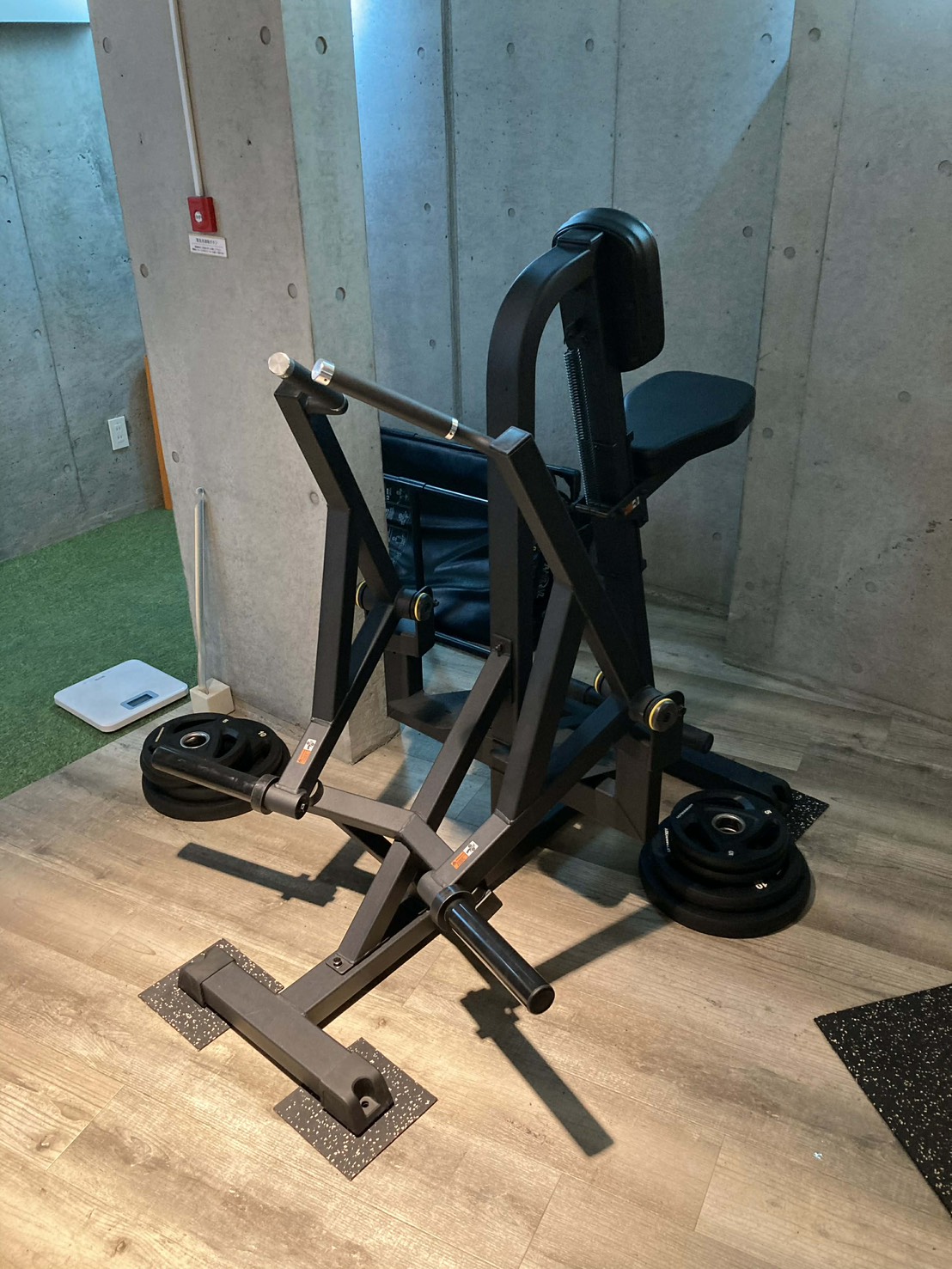 【2026.04 新規導入】プレートローディングマシン シーテッドロー追加！！