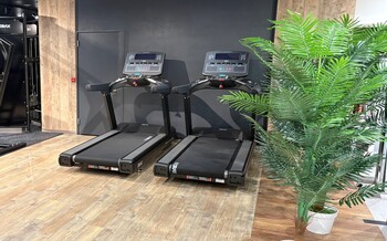 ★NEW★ 24-hour gym with treadmills (2 running machines). Even if you're not good at exercise, start with walking. Aerobic exercise is effective for improving blood circulation and burning fat!　　　　　　　　　　　　　　　　　　　　　　