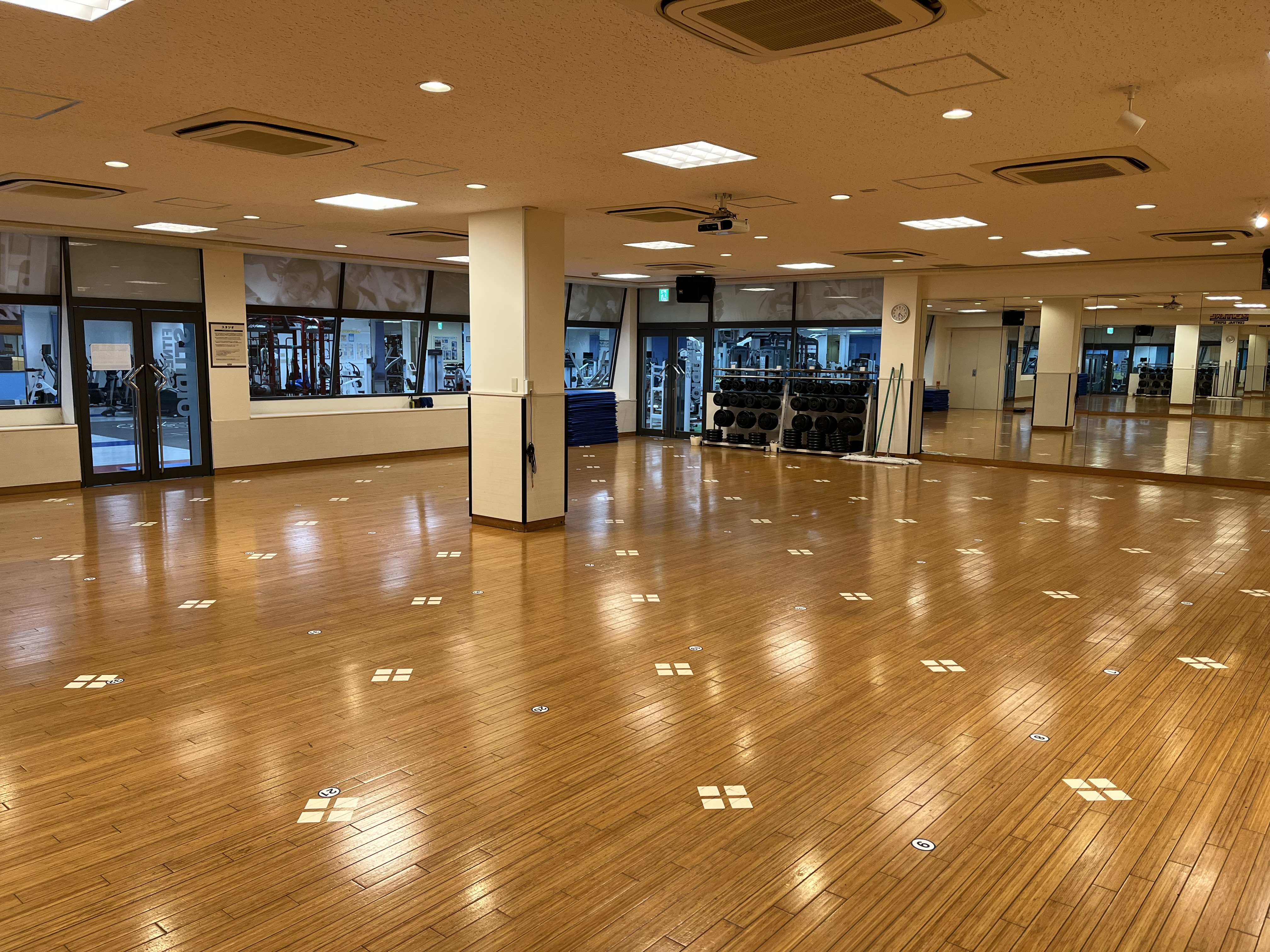【フィットネススタジオ】無料で参加できるレッスン週50本以上実施！お気に入りのレッスンを見つけよう！