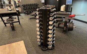 [Dumbbell ① 1kg to 10kg *2 locations] There are XNUMX racks with a maximum capacity of XNUMXkg. We recommend using them together with the adjustable bench.