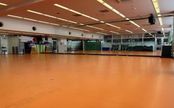 【第1スタジオ】※2025年10月スピーカー更新！良好な音質です☆