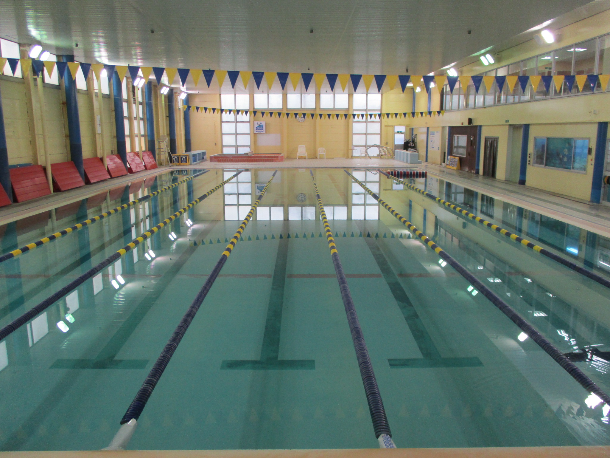 Pool 25M