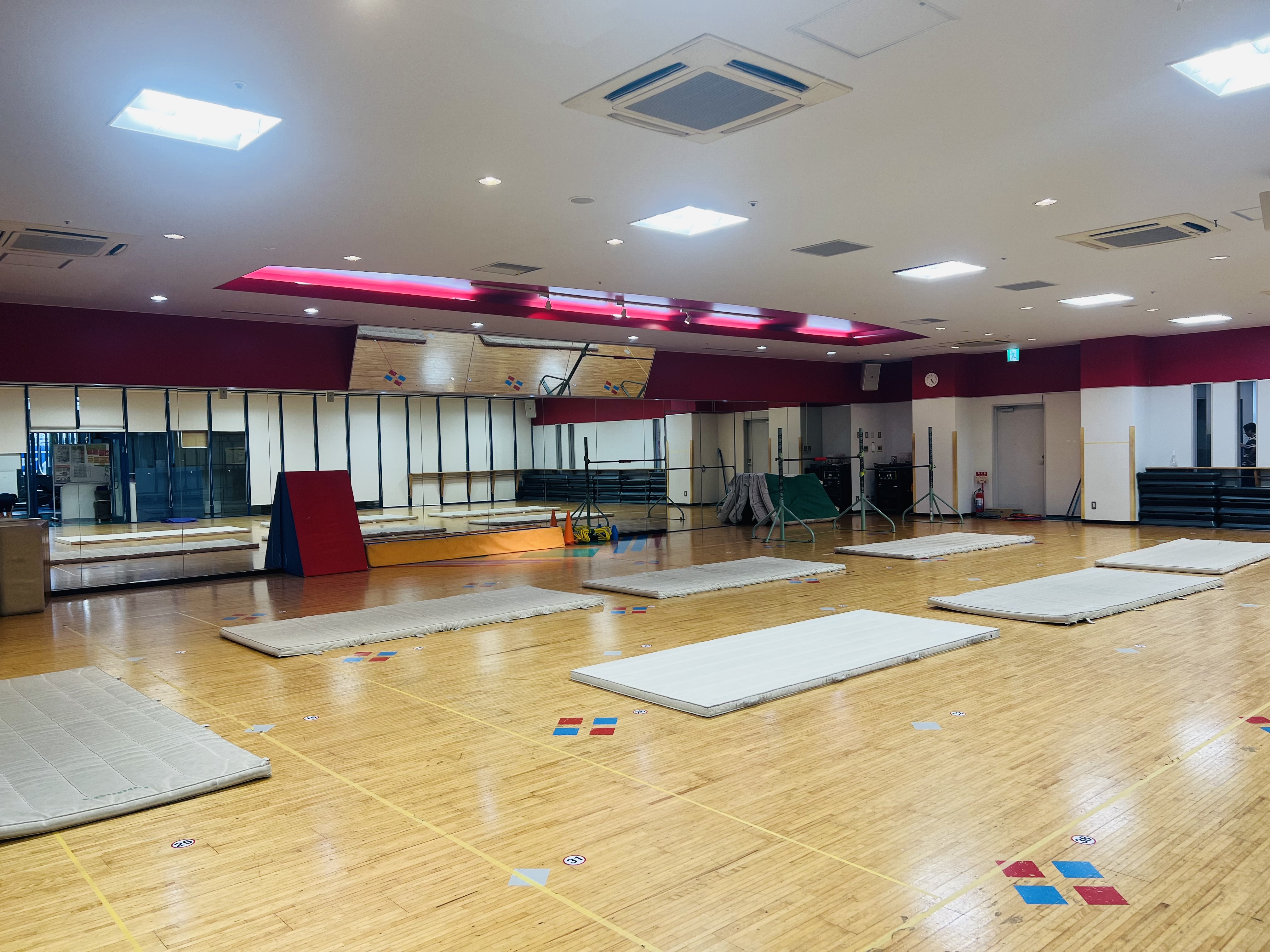 【第1スタジオ 体育】キッズ体育スクールを実施するスタジオ 鉄棒・マット・跳び箱を実施！見学可能