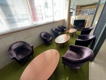 受付前ラウンジ