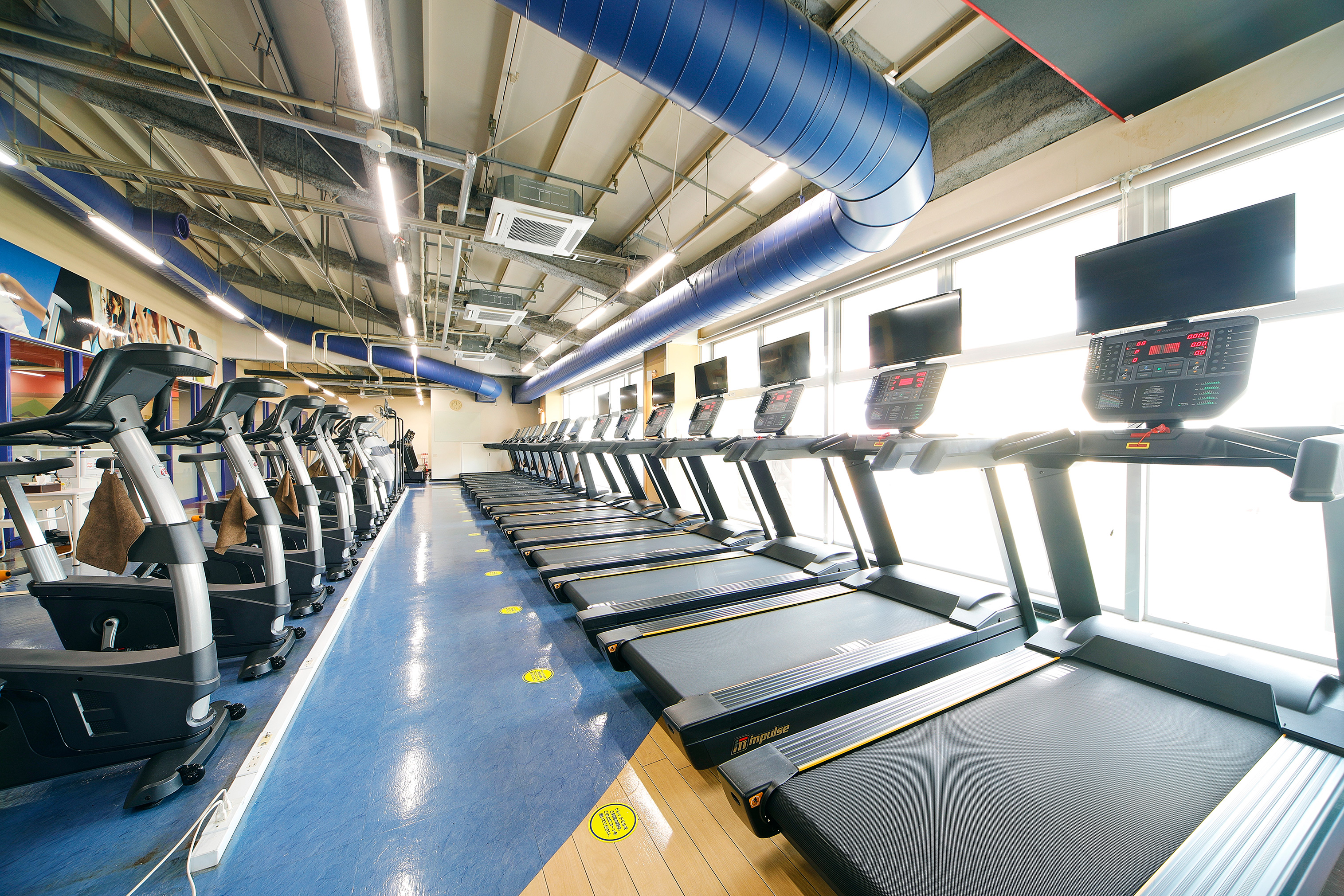 【2025年8月全面リニューアル】マシンジムエリア⑩ランニングマシン20台（テレビ付7台）！