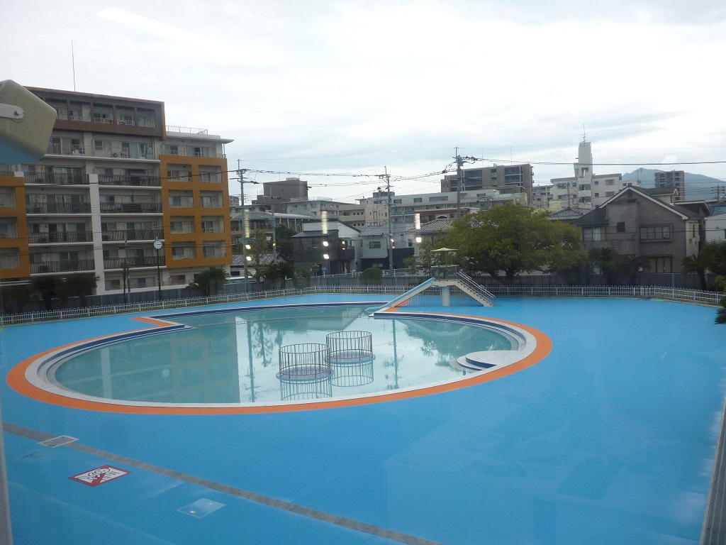 屋外プール