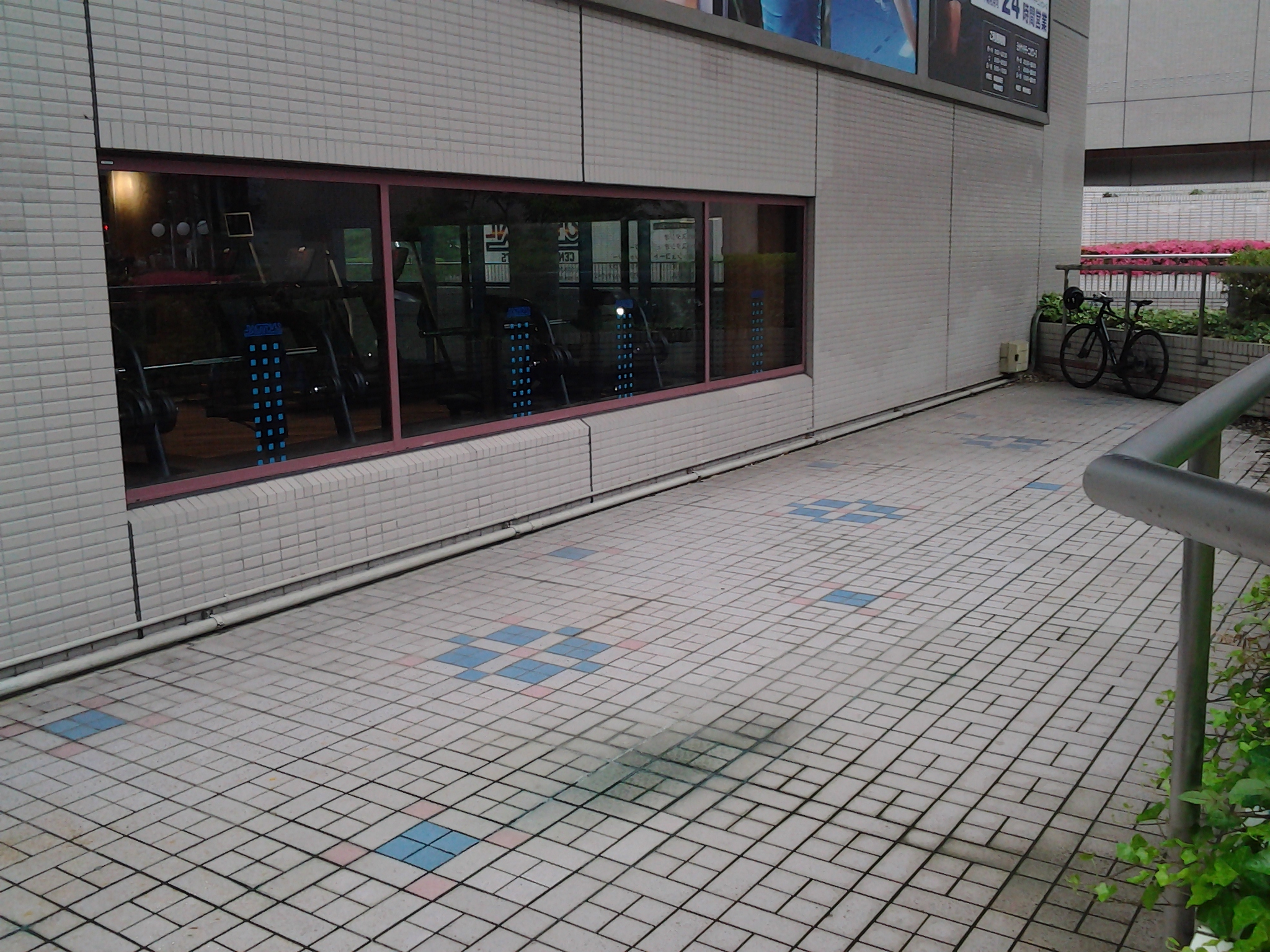 駐輪場（セントラルマシンジム裏側）※バイク不可
