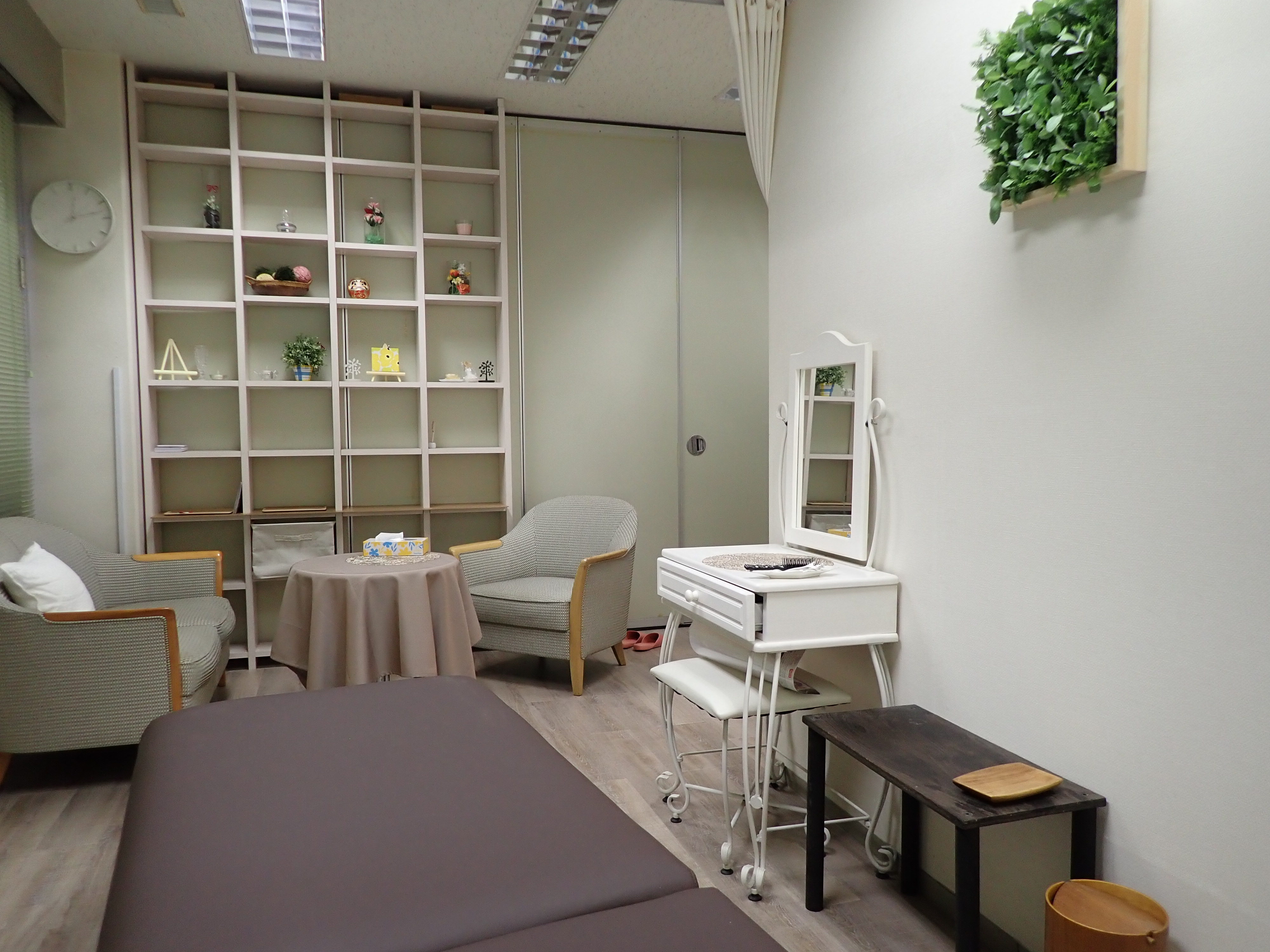 [Relax with aroma scent] Body care room