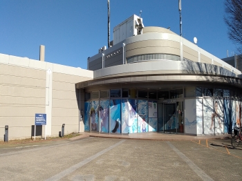[Exterior and bicycle parking lot] Yuport Setagaya Rec Center