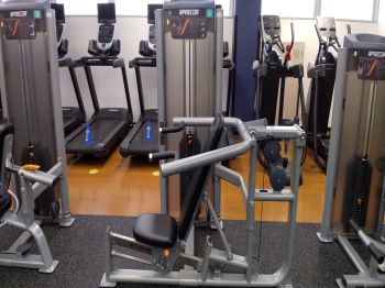 [Machine Gym] Multi-press (chest, shoulders)