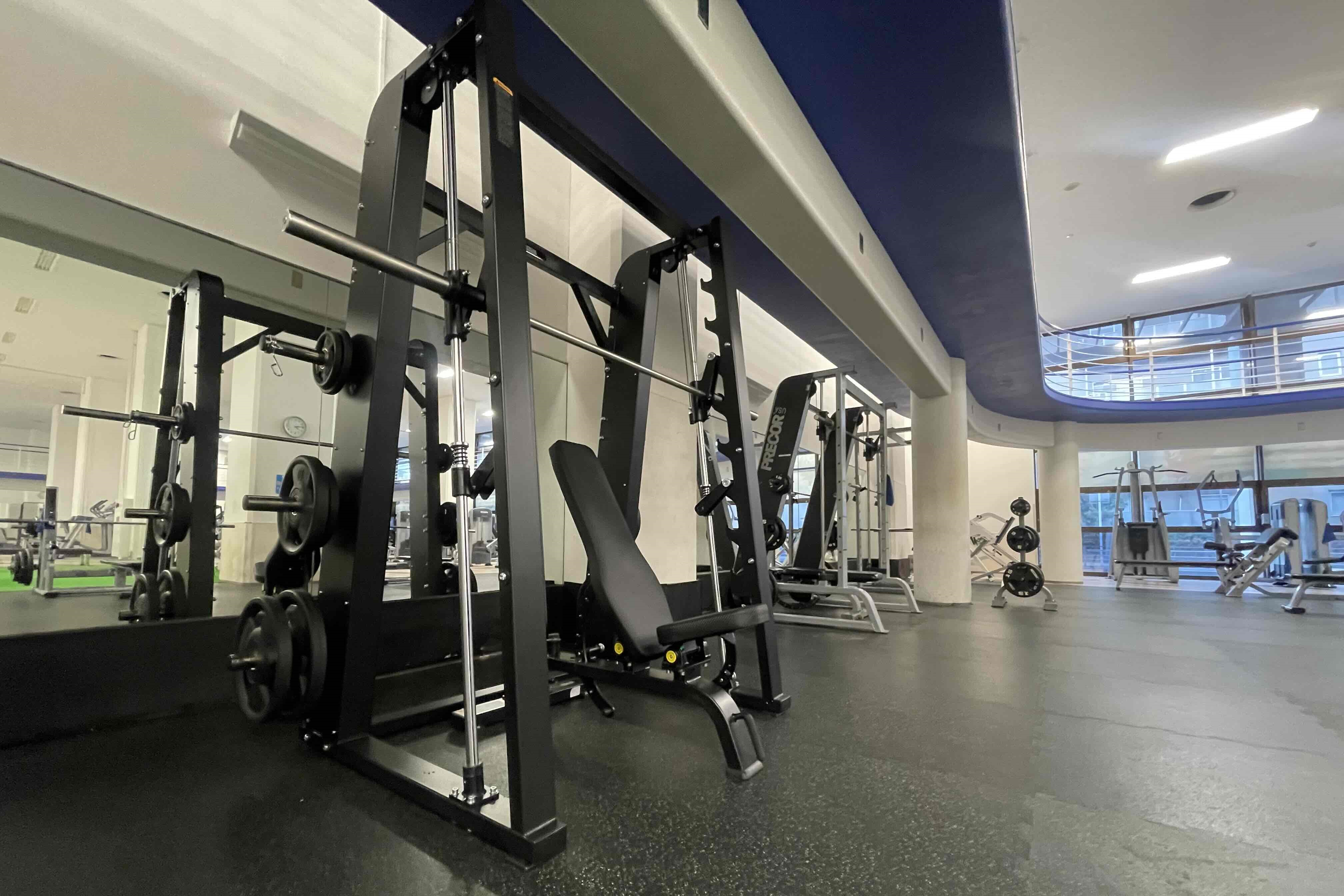 ≪ジム/フリーウエイト≫スミスマシン2台