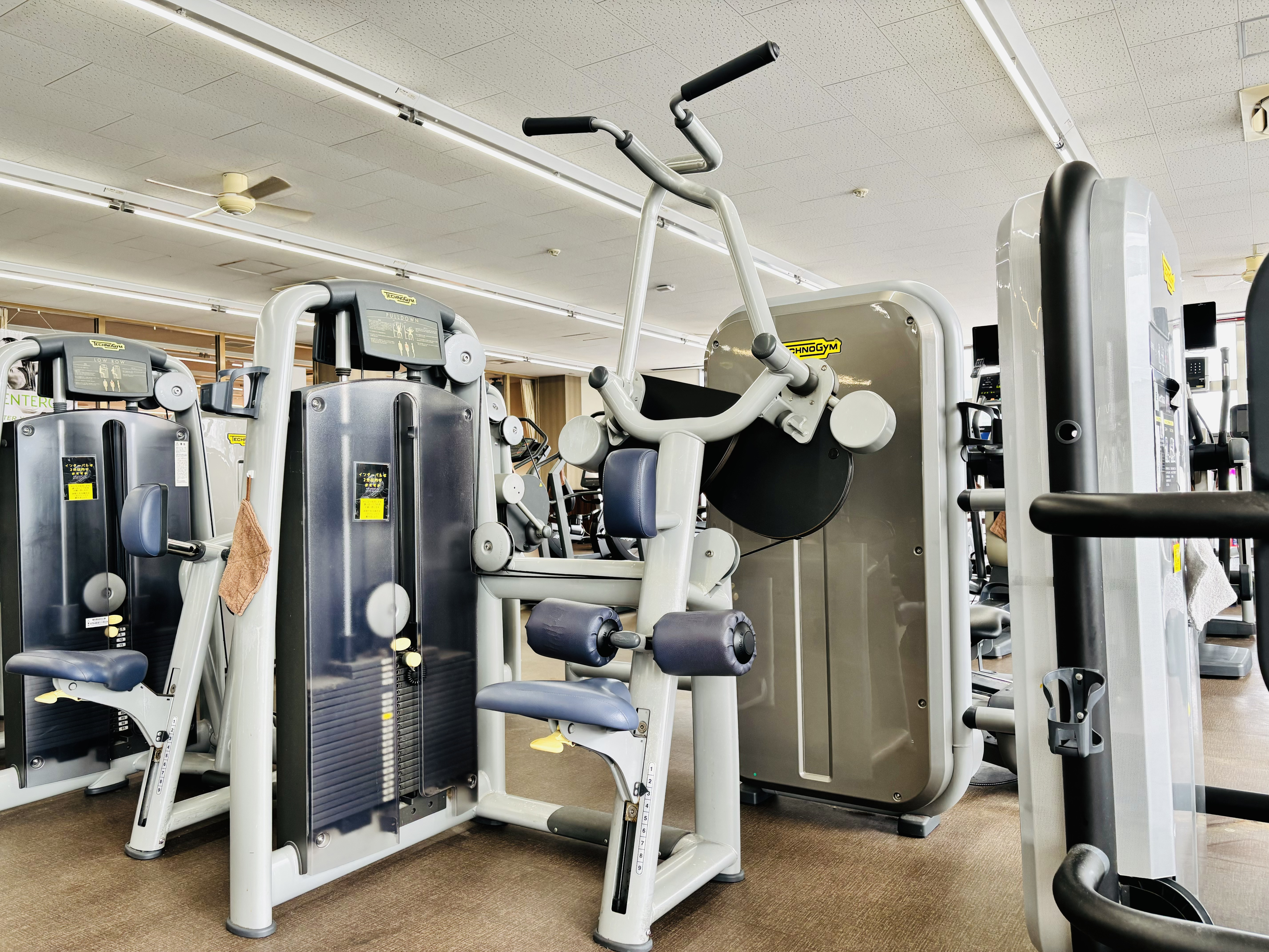 ウエイトマシン④【ラットプルダウン】