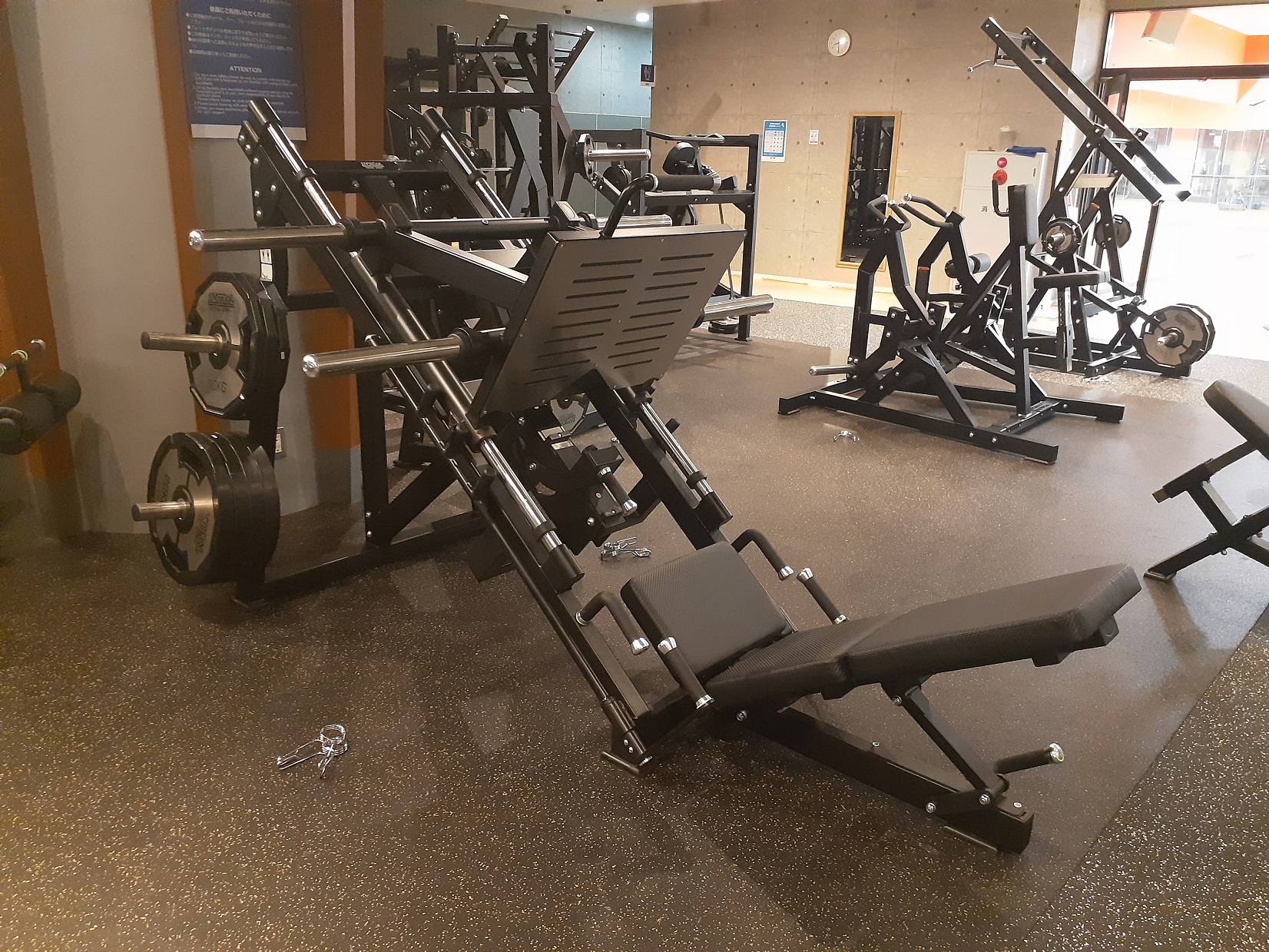 【圧巻のGYM】NEW！プレートロードマシン③