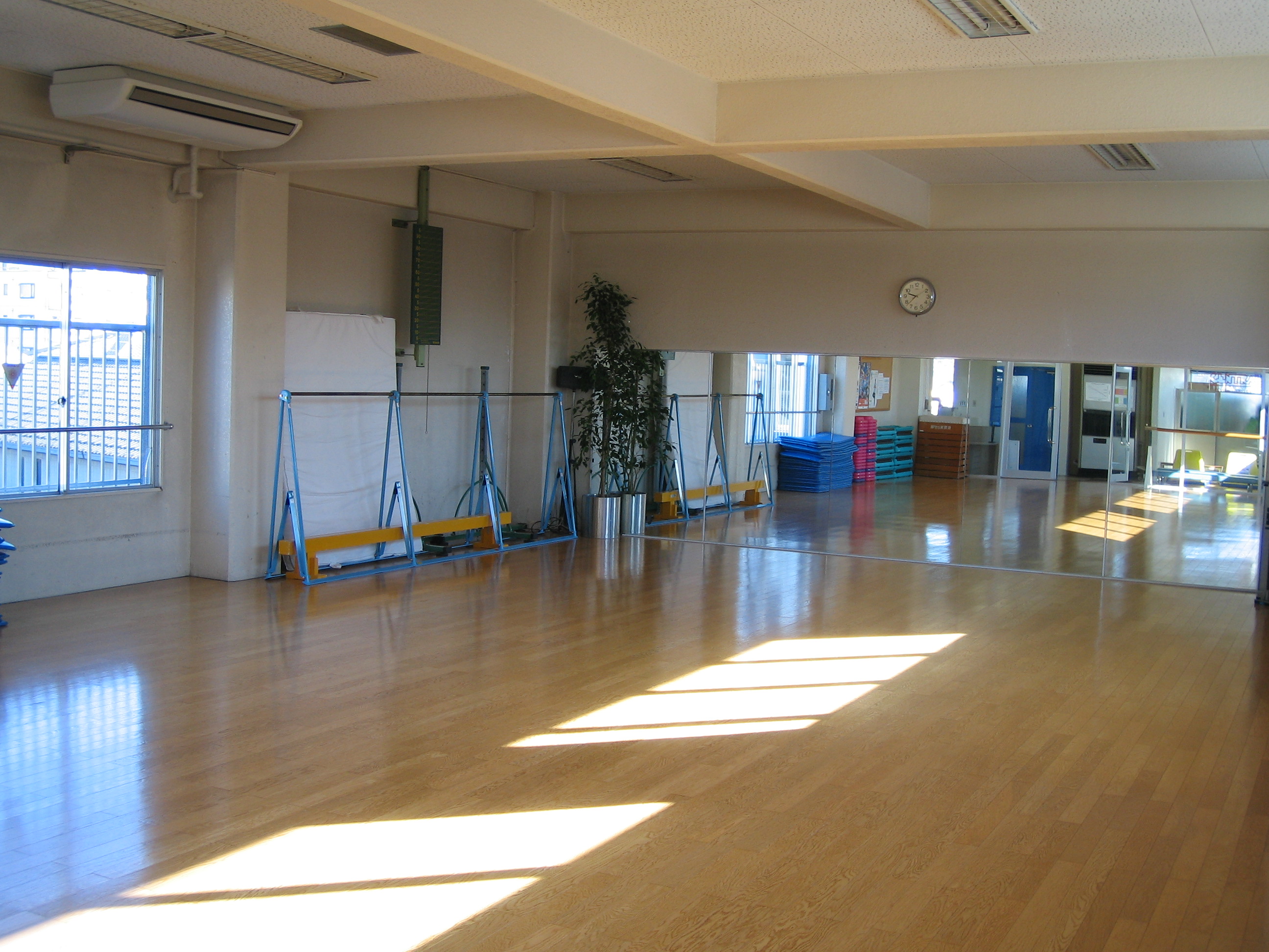 <Studio> From popular yoga to ZUMBA!