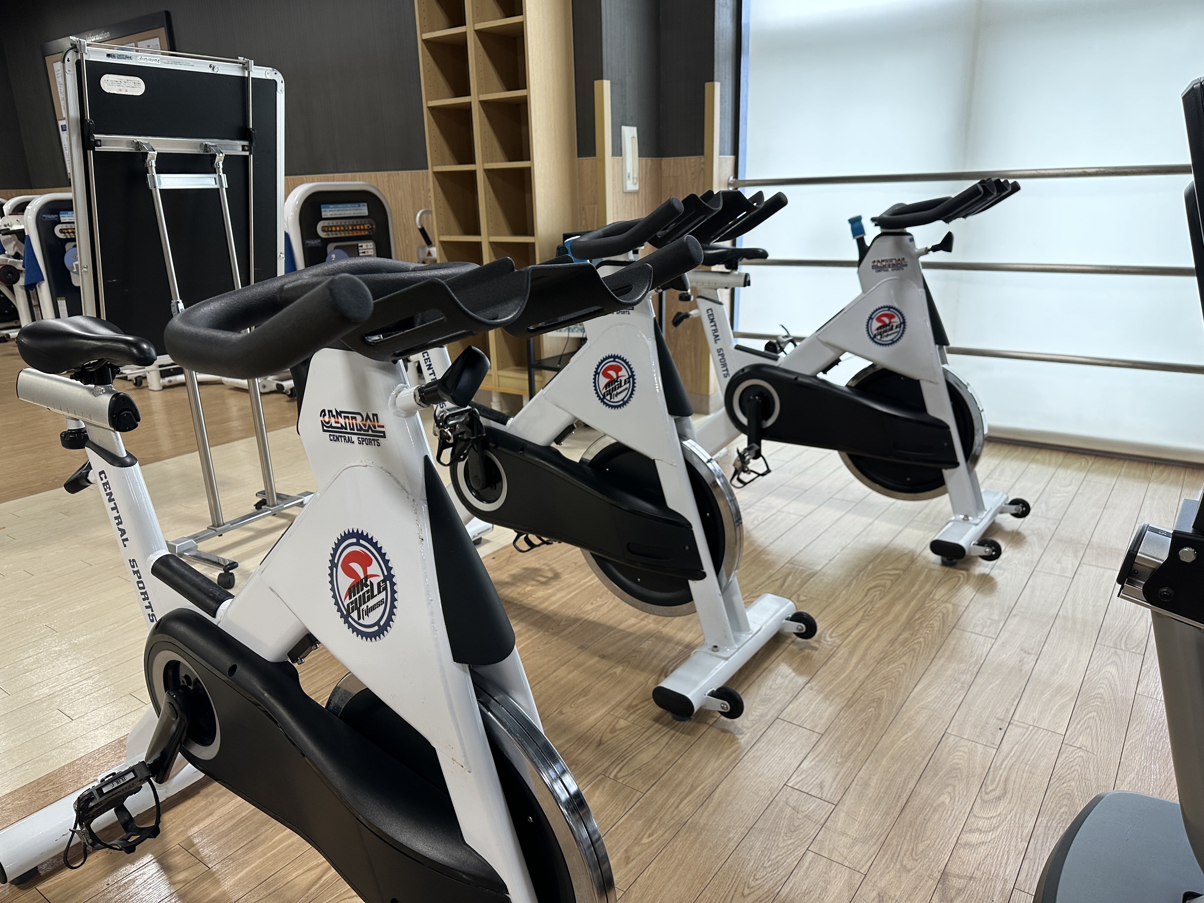【有酸素エリア】本格的インドアバイク　全3台