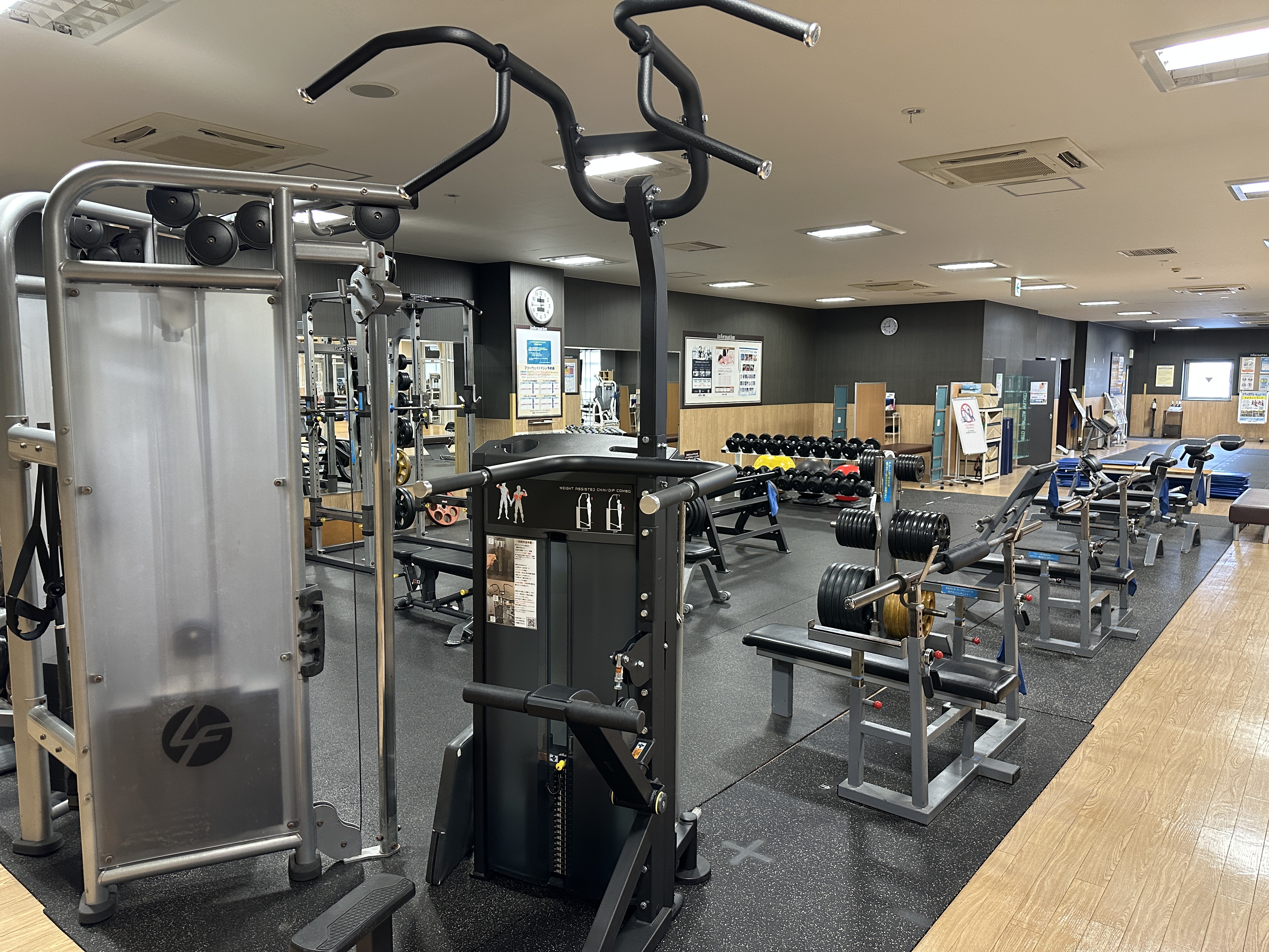 【フリーウェイトエリア】NEW アシステッドチン＆ディップス