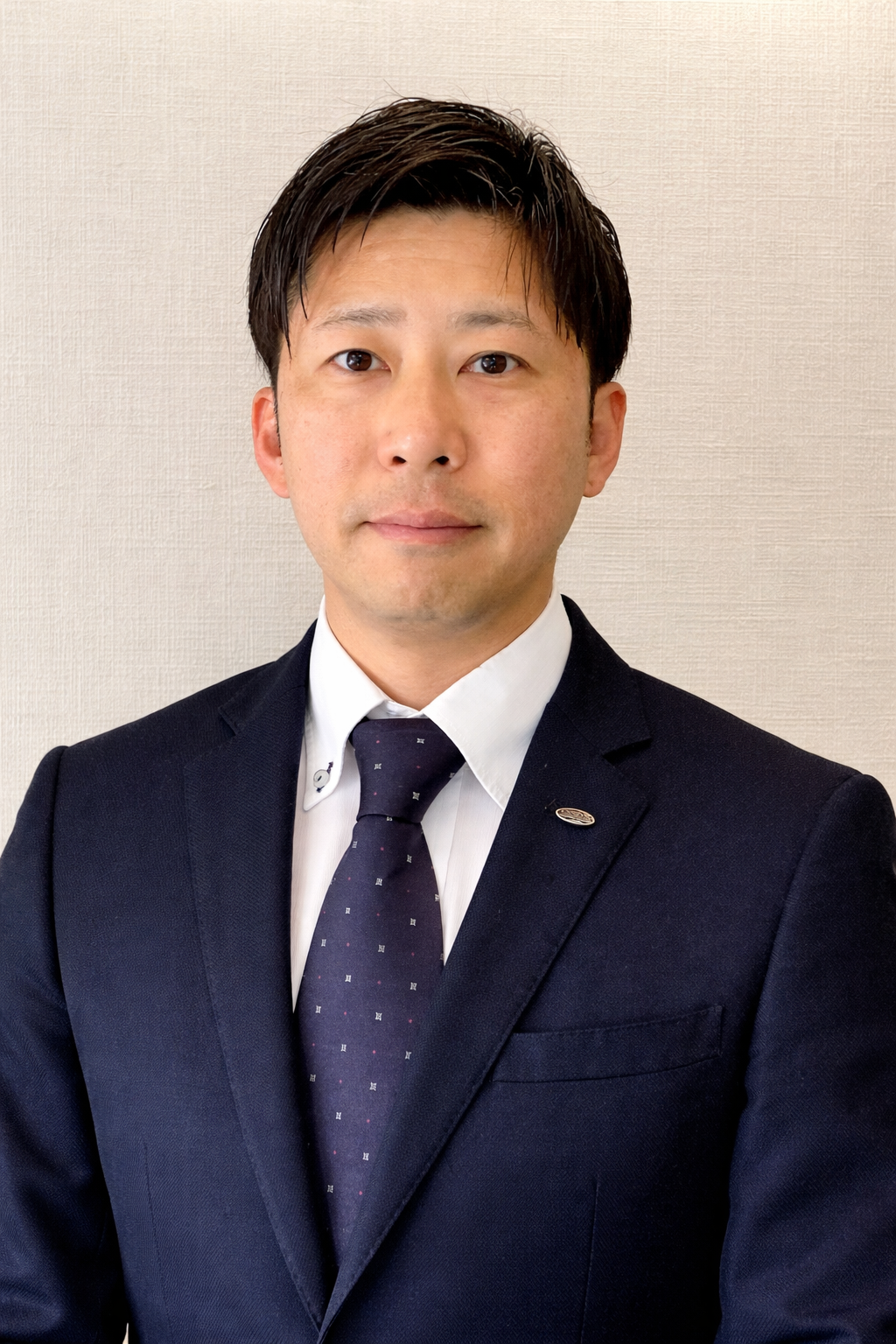 トレッサ店  店長  照山 雄一