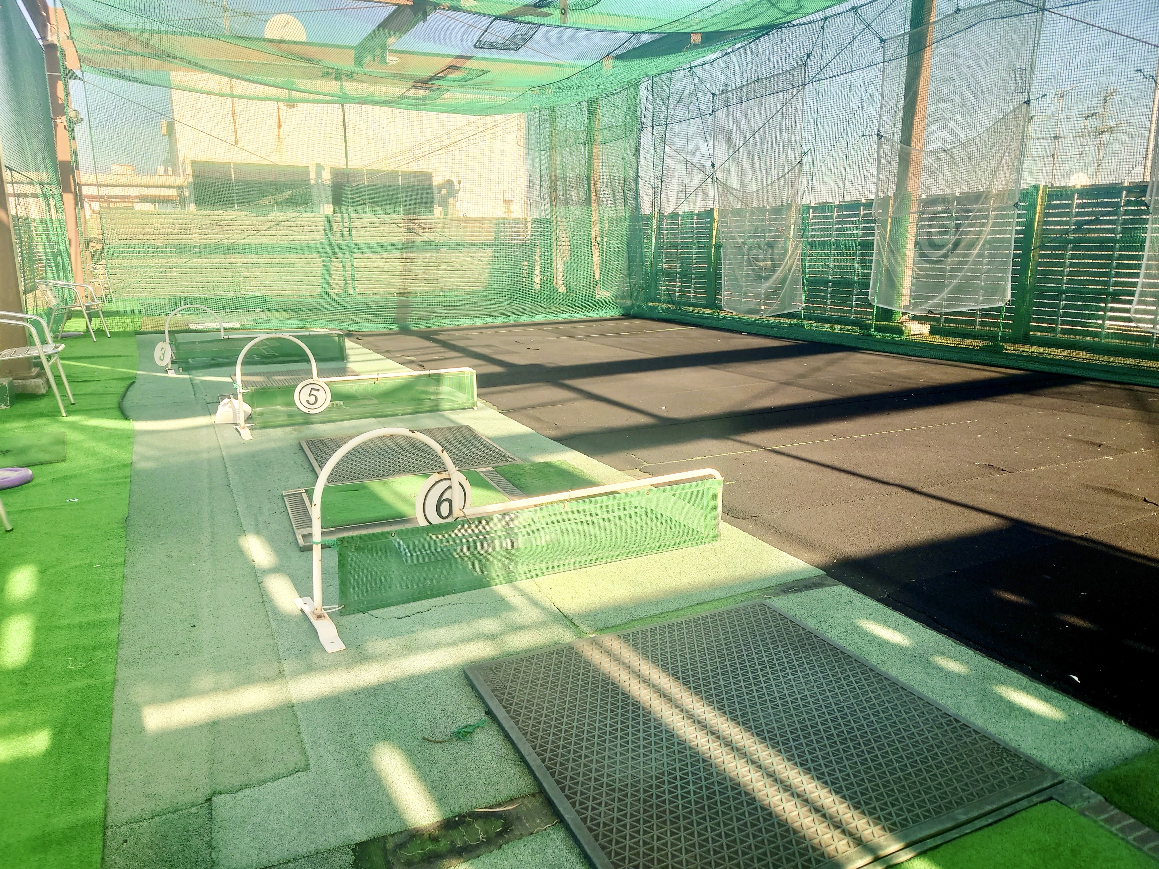 ”セントラルの売り②”【ゴルフレンジ】駅直結でのびのび打ち放題